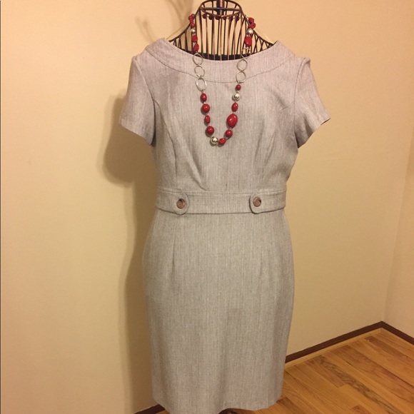 Career Dress - Picture 1 of 4